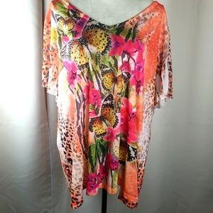 Essentials 3X top butterflies and floral print